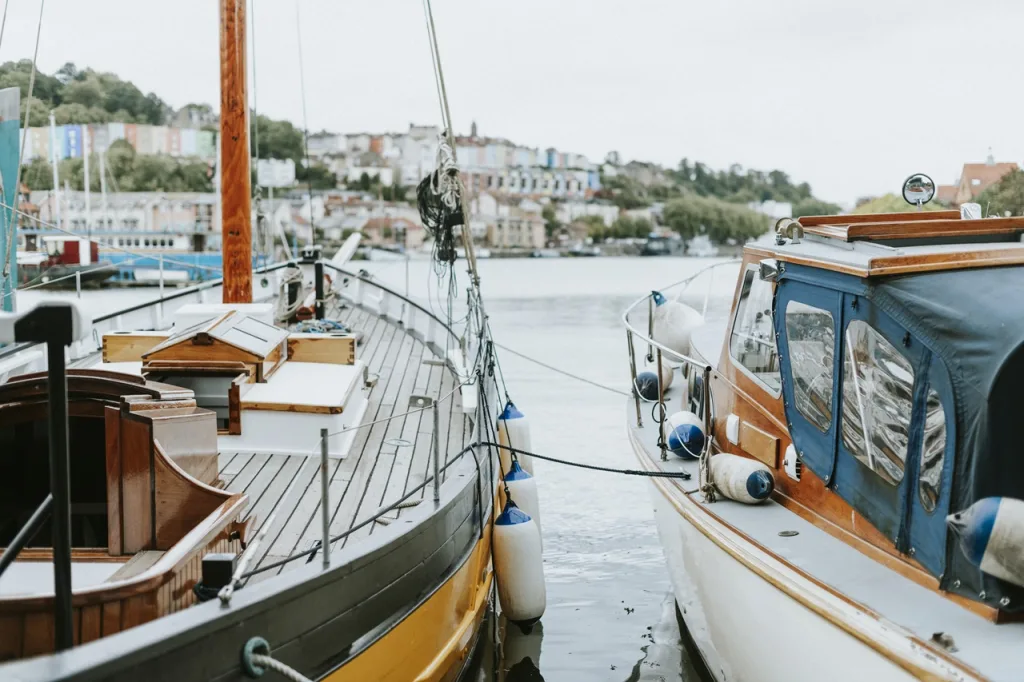 Yacht Insurance in the USA: Your Essential Guide for 2024 4 How to Choose the Best Yacht Insurance Provider in the USA